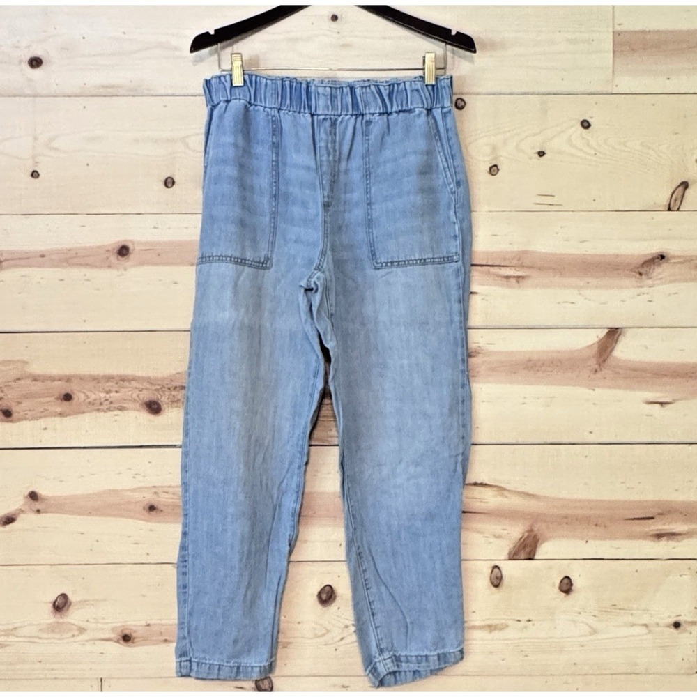 Wonderly Womens M Chambray Pull On Pants Light Wash Elastic Waist Tapered